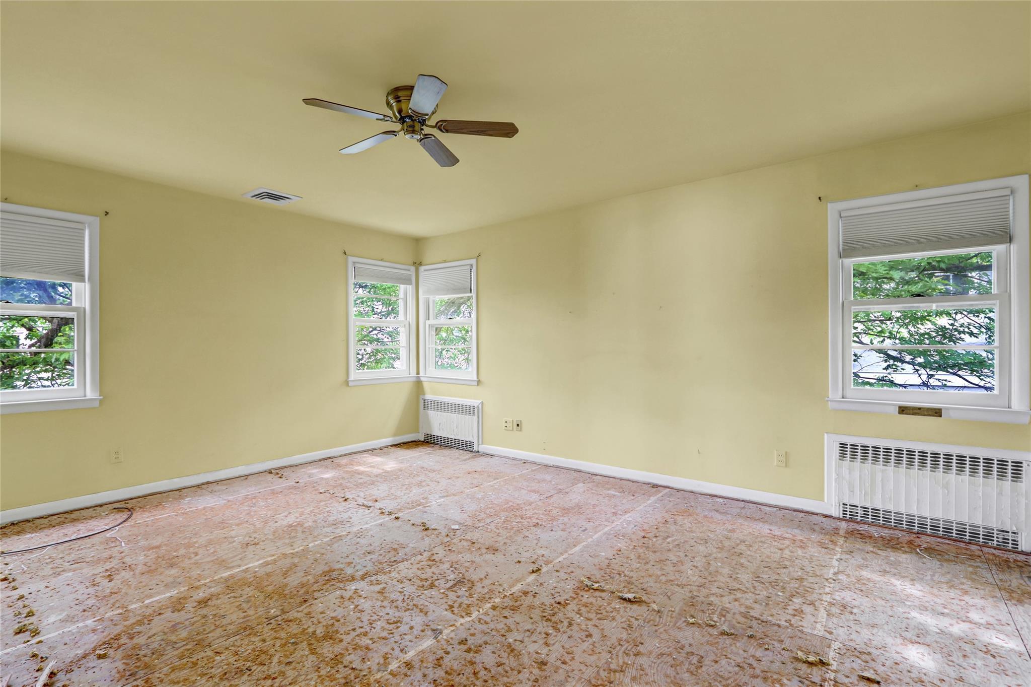 Single Family Royat  Nassau County, NY 11561, MLS-827278-18