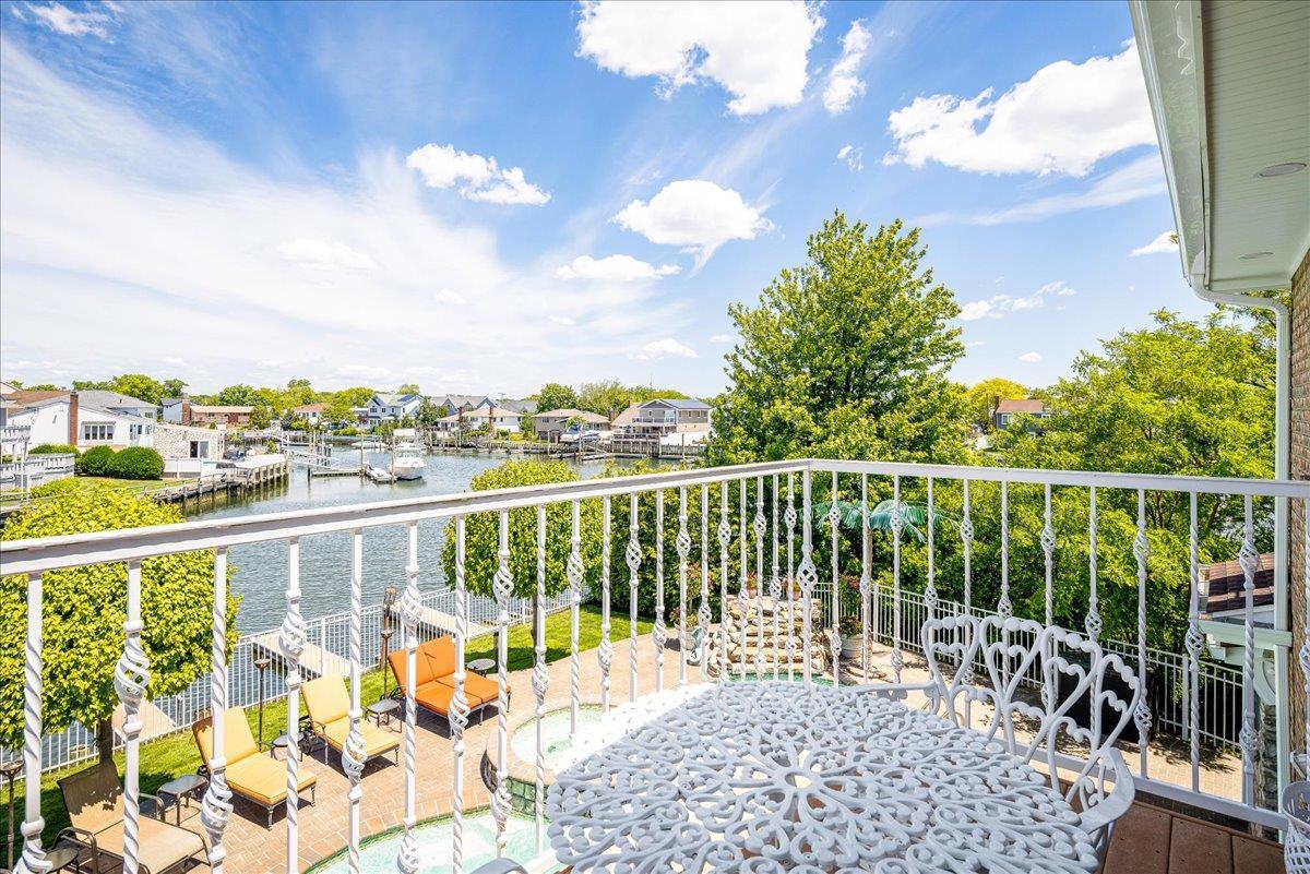 Single Family Philips  Nassau County, NY 11572, MLS-827310-31