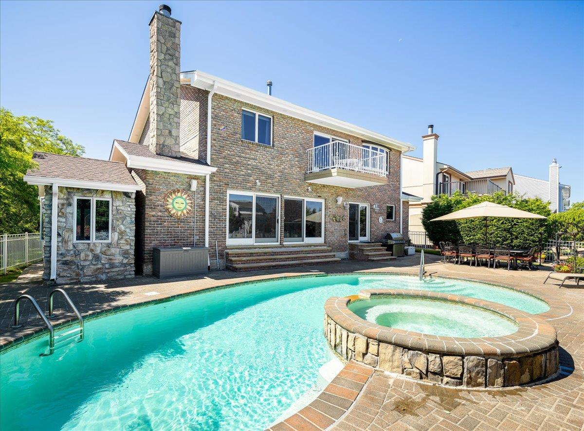Single Family Philips  Nassau County, NY 11572, MLS-827310-35