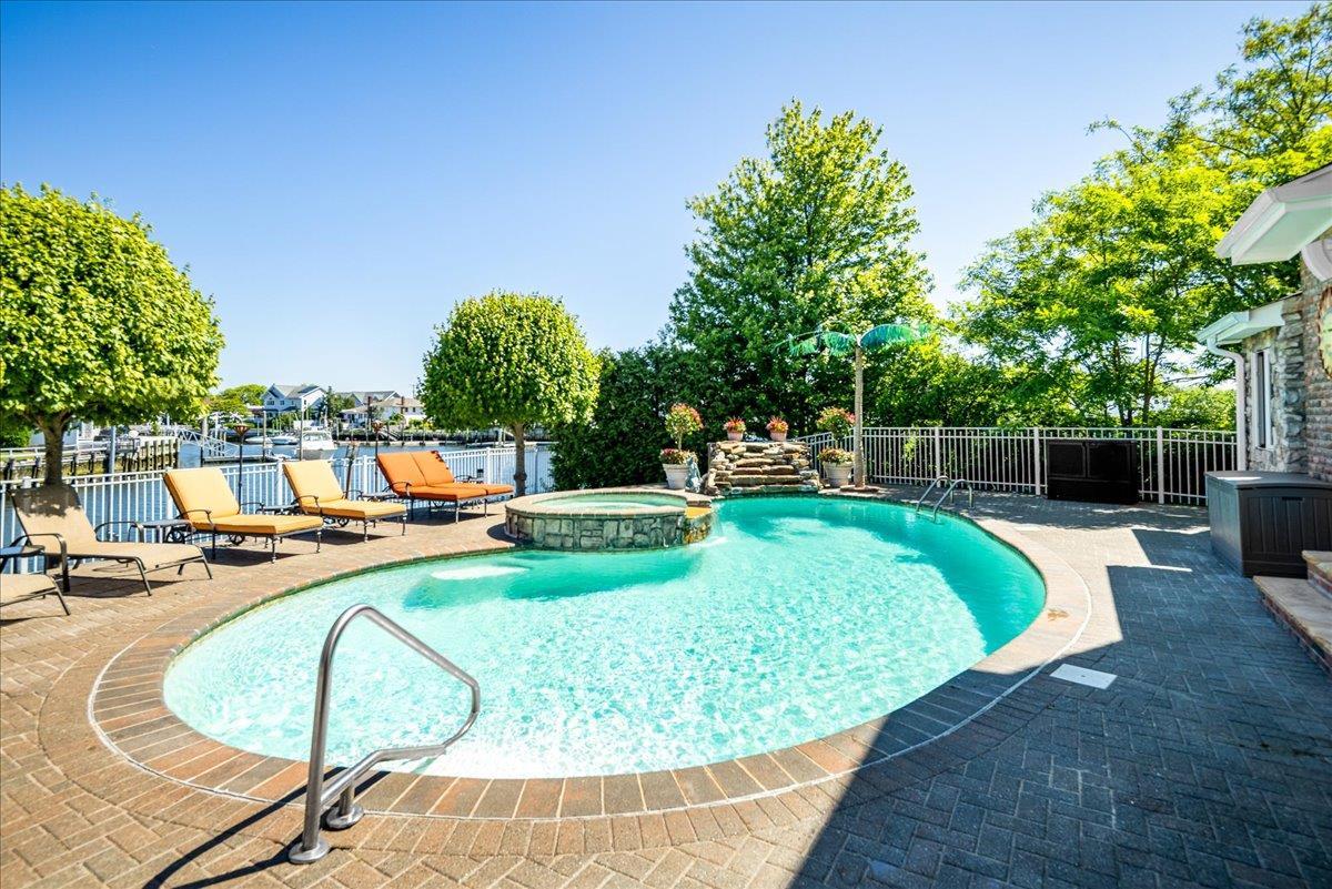 Single Family Philips  Nassau County, NY 11572, MLS-827310-37