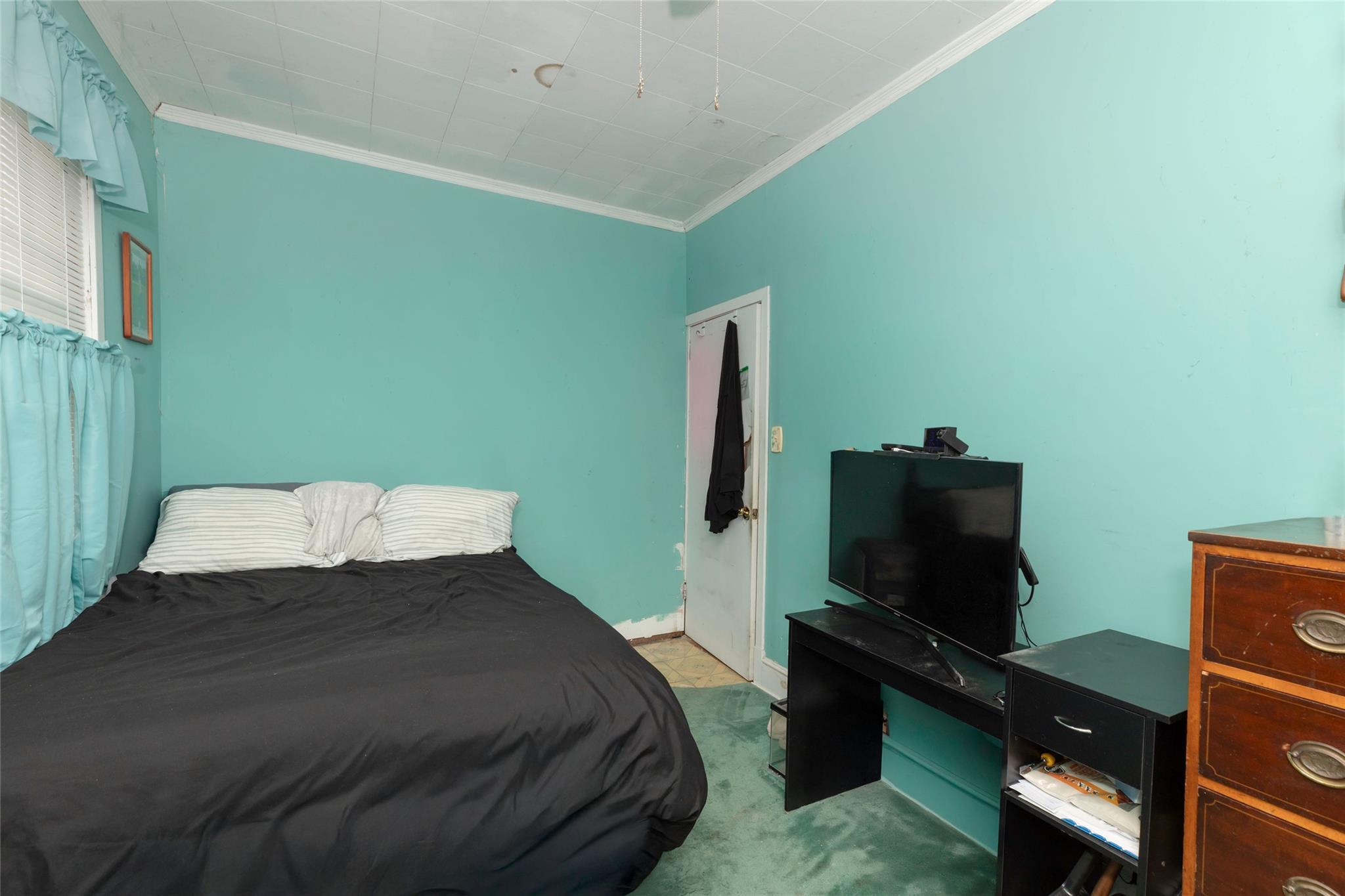 Single Family Minnieford  Bronx, NY 10464, MLS-827405-13