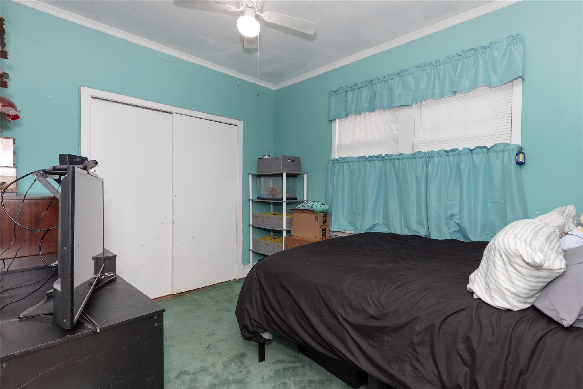 Single Family Minnieford  Bronx, NY 10464, MLS-827405-14