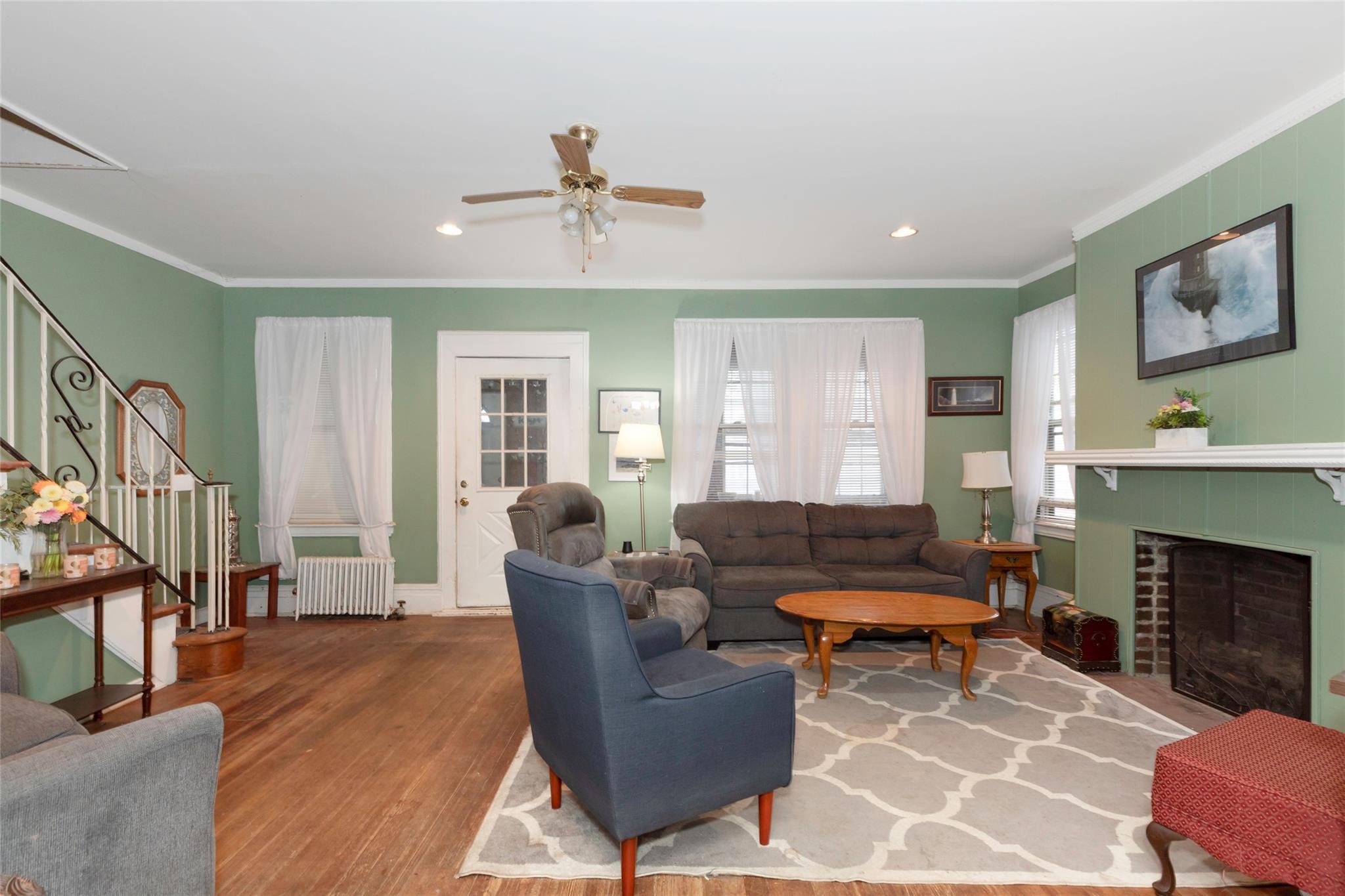 Single Family Minnieford  Bronx, NY 10464, MLS-827405-15