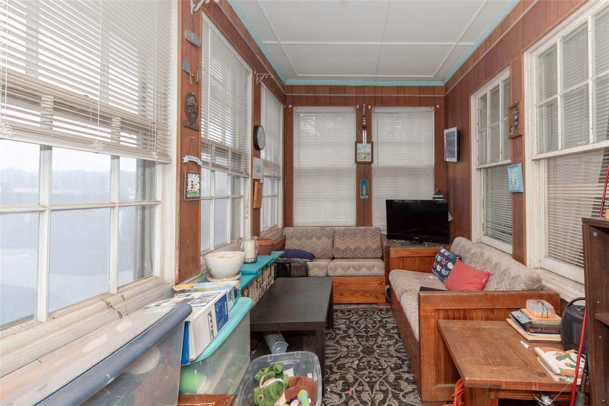 Single Family Minnieford  Bronx, NY 10464, MLS-827405-2