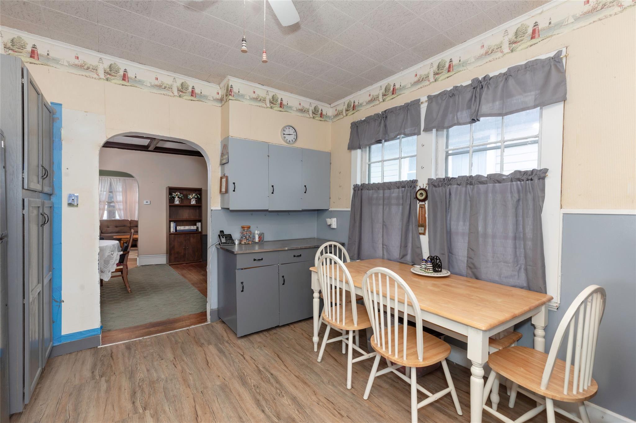 Single Family Minnieford  Bronx, NY 10464, MLS-827405-7