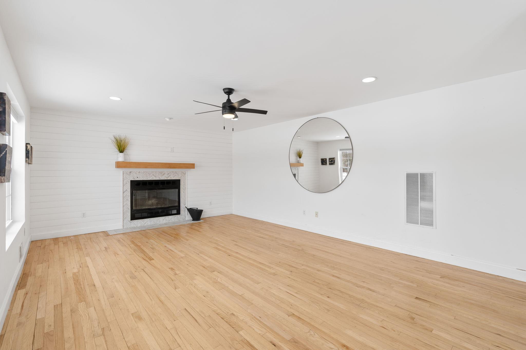 Single Family Surrey  Sullivan County, NY 12775, MLS-827423-19