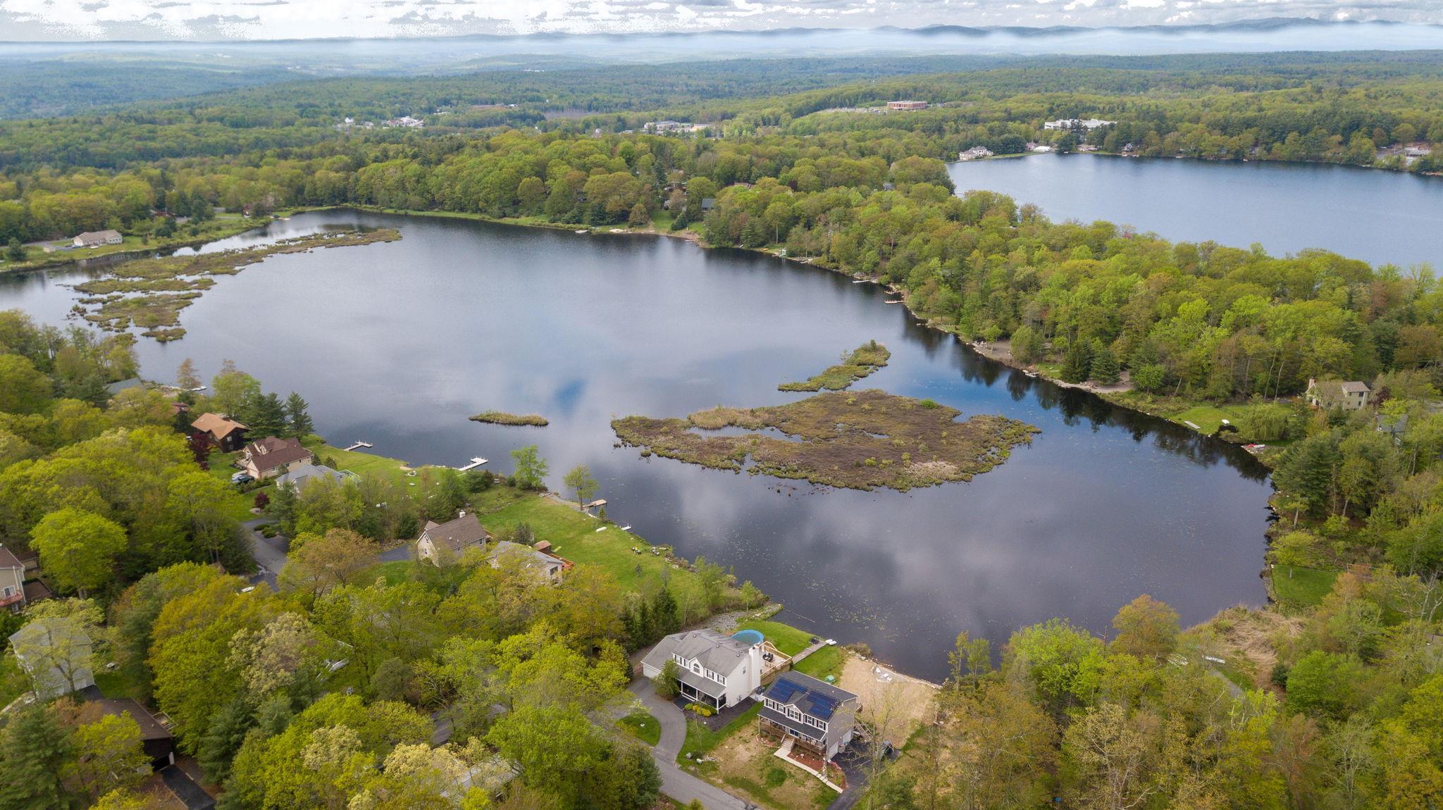 Single Family Surrey  Sullivan County, NY 12775, MLS-827423-31