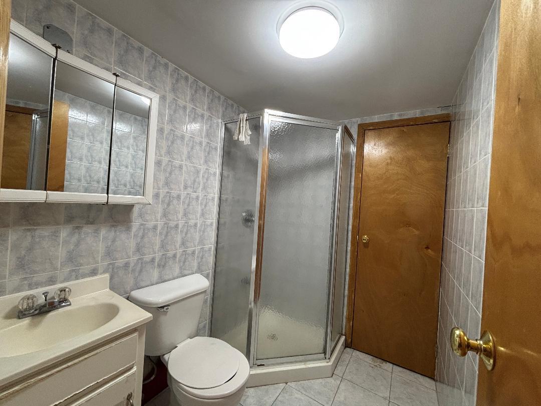 Single Family 206th St  Queens, NY 11364, MLS-827428-10