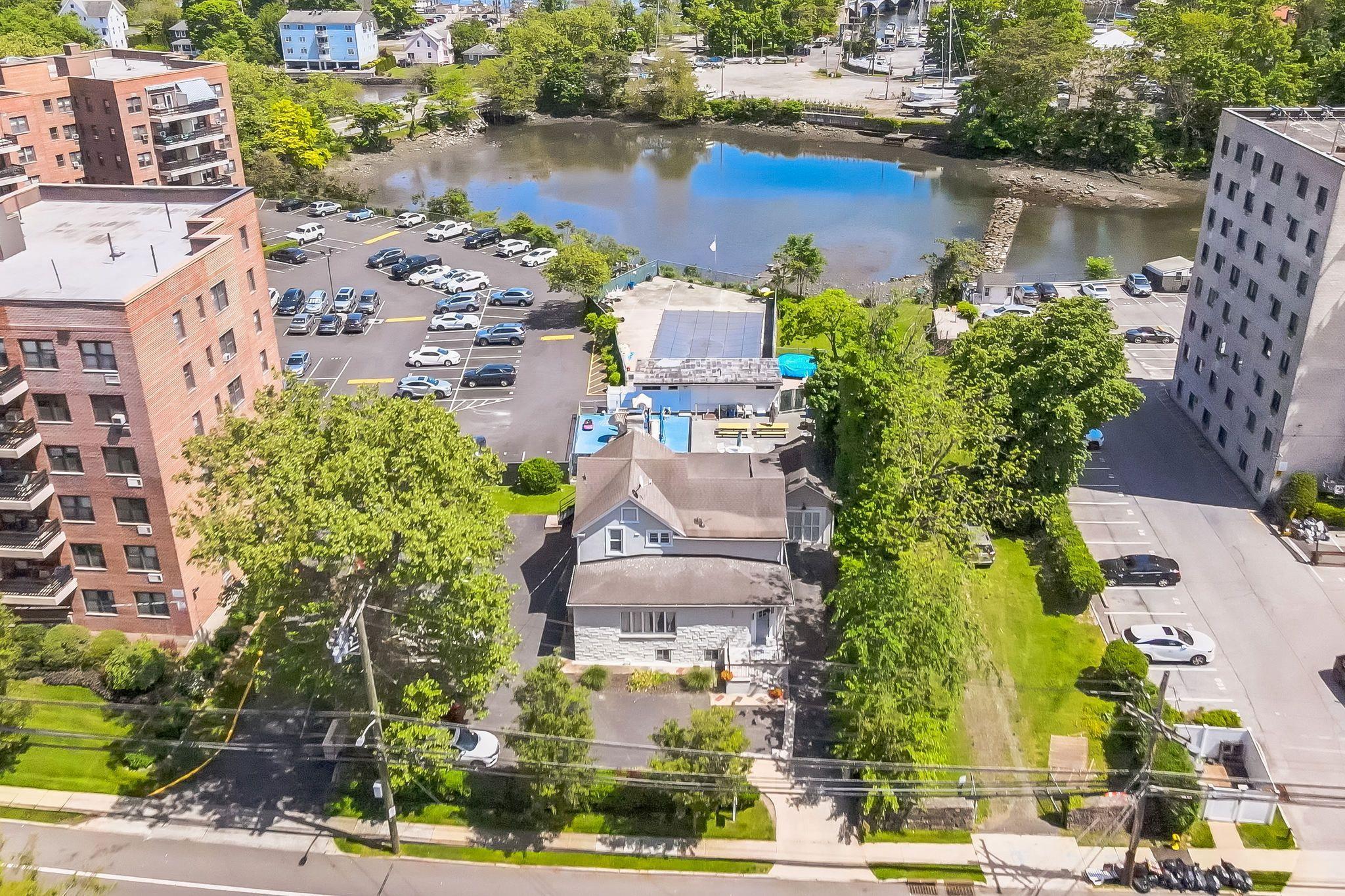 Single Family Pelham  Westchester County, NY 10805, MLS-827437-30