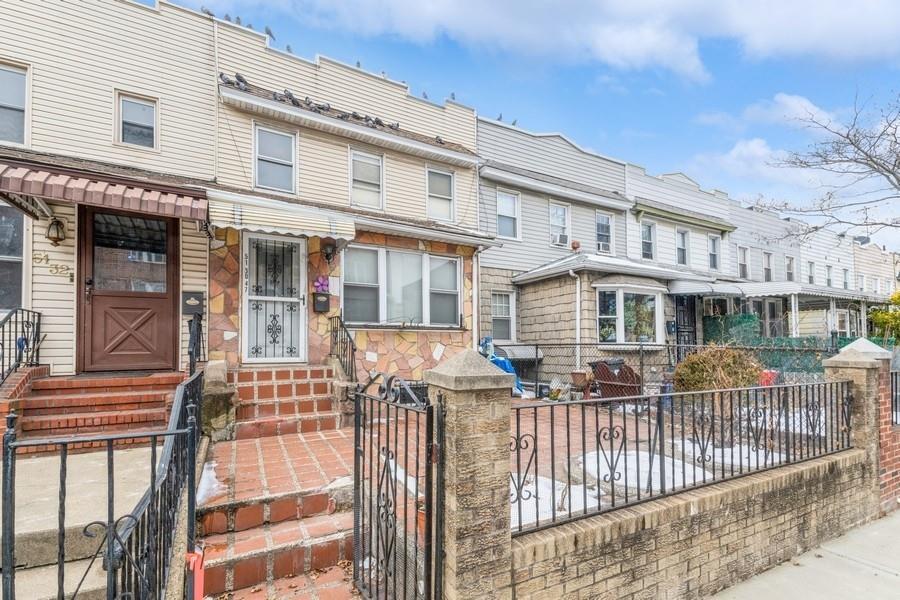 Single Family 47th  Queens, NY 11377, MLS-827507-15