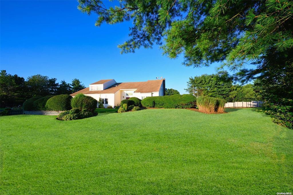 Single Family Jester  Suffolk County, NY 11746, MLS-827527-2