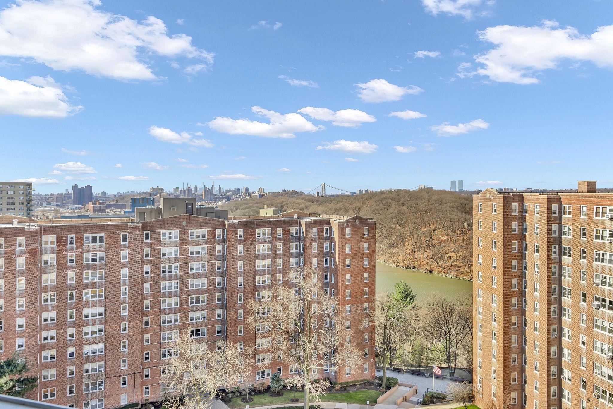 Coop Knolls  Bronx, NY 10463, MLS-827543-22