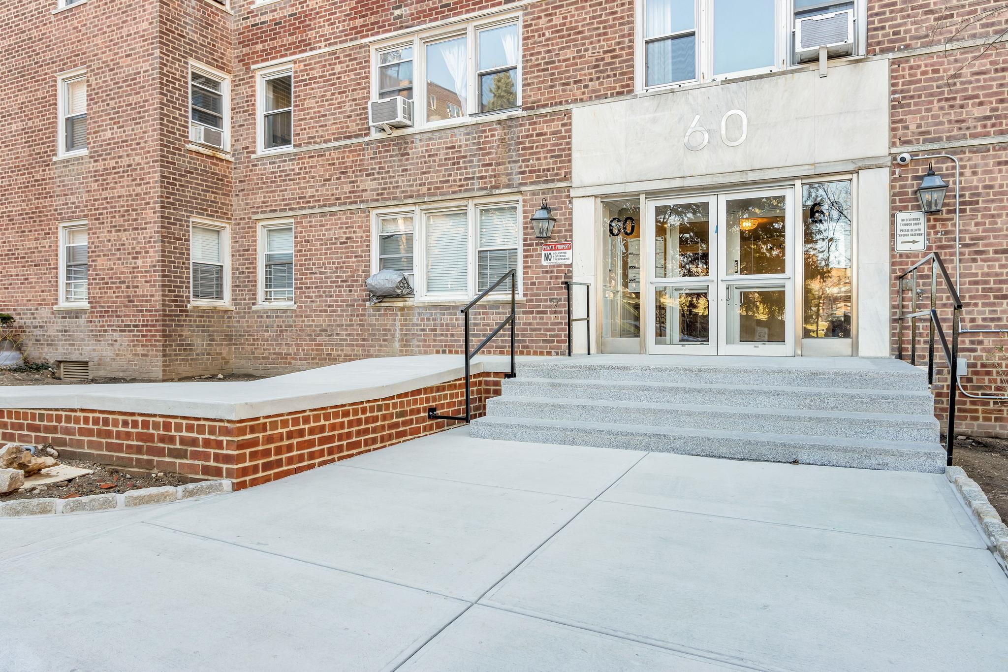 Coop Knolls  Bronx, NY 10463, MLS-827543-23
