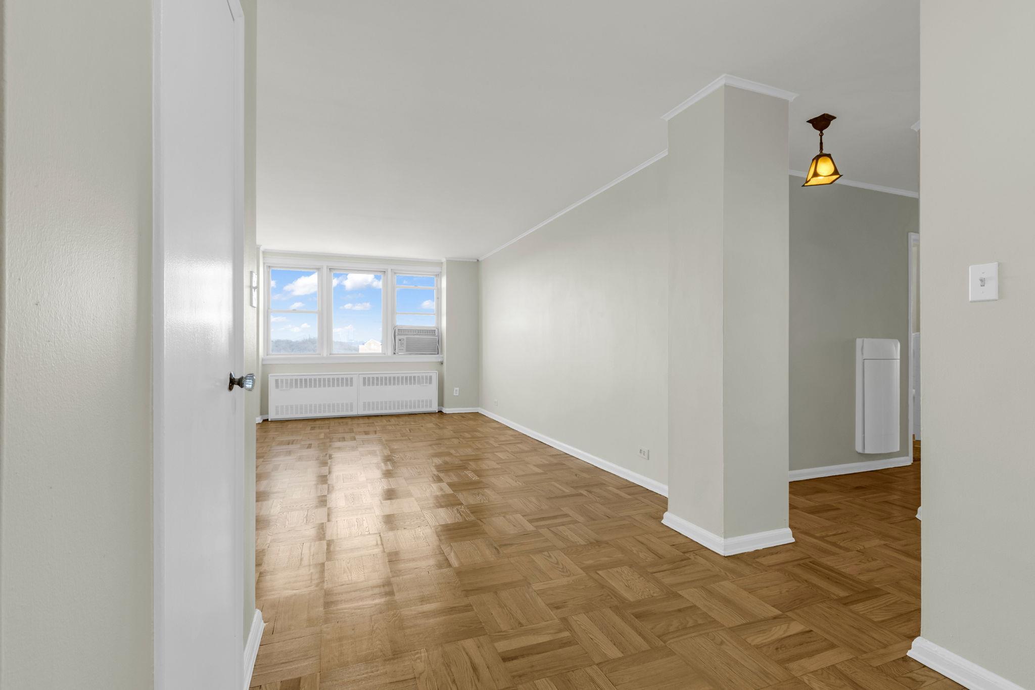 Coop Knolls  Bronx, NY 10463, MLS-827543-3