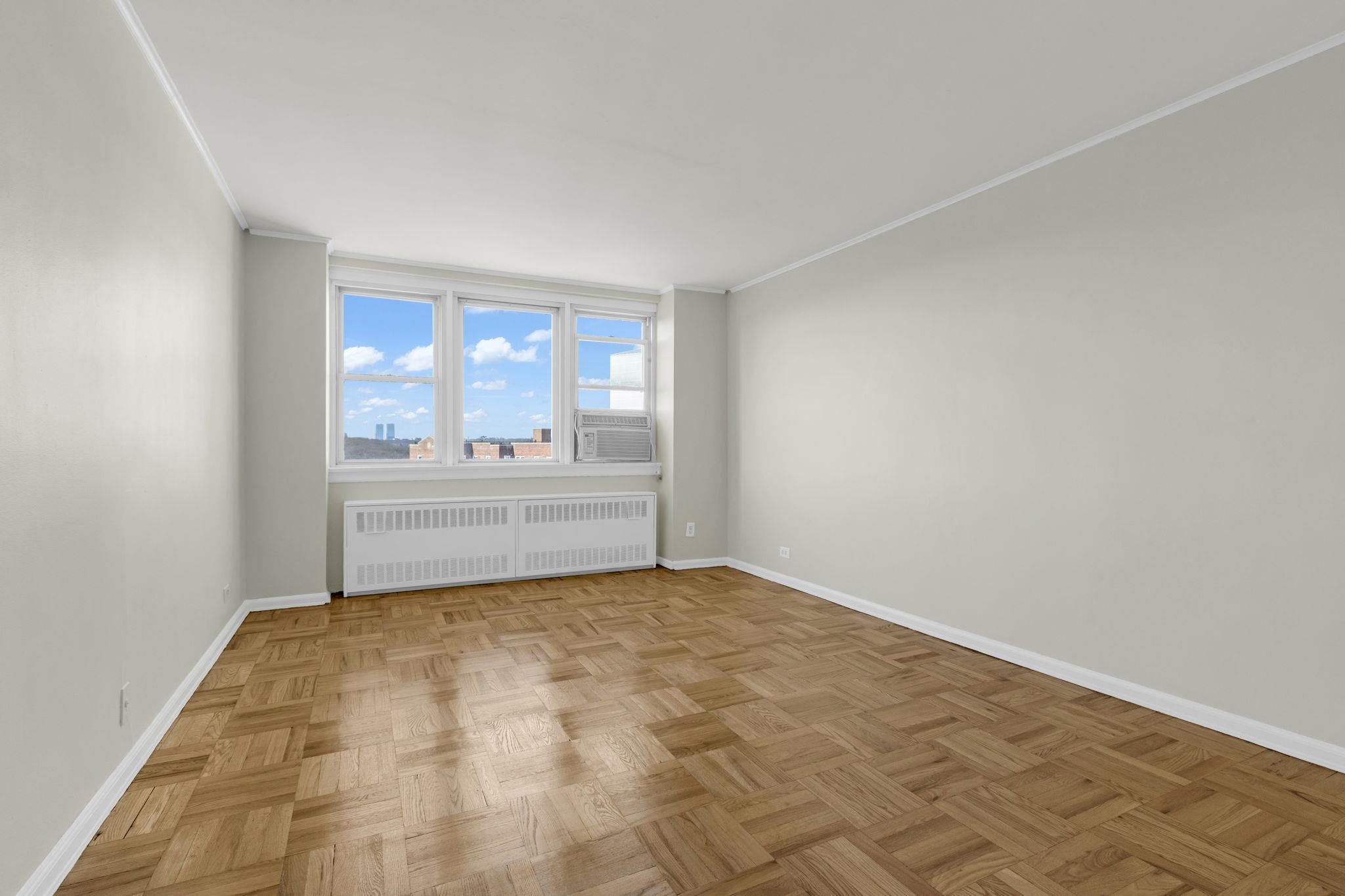 Coop Knolls  Bronx, NY 10463, MLS-827543-5