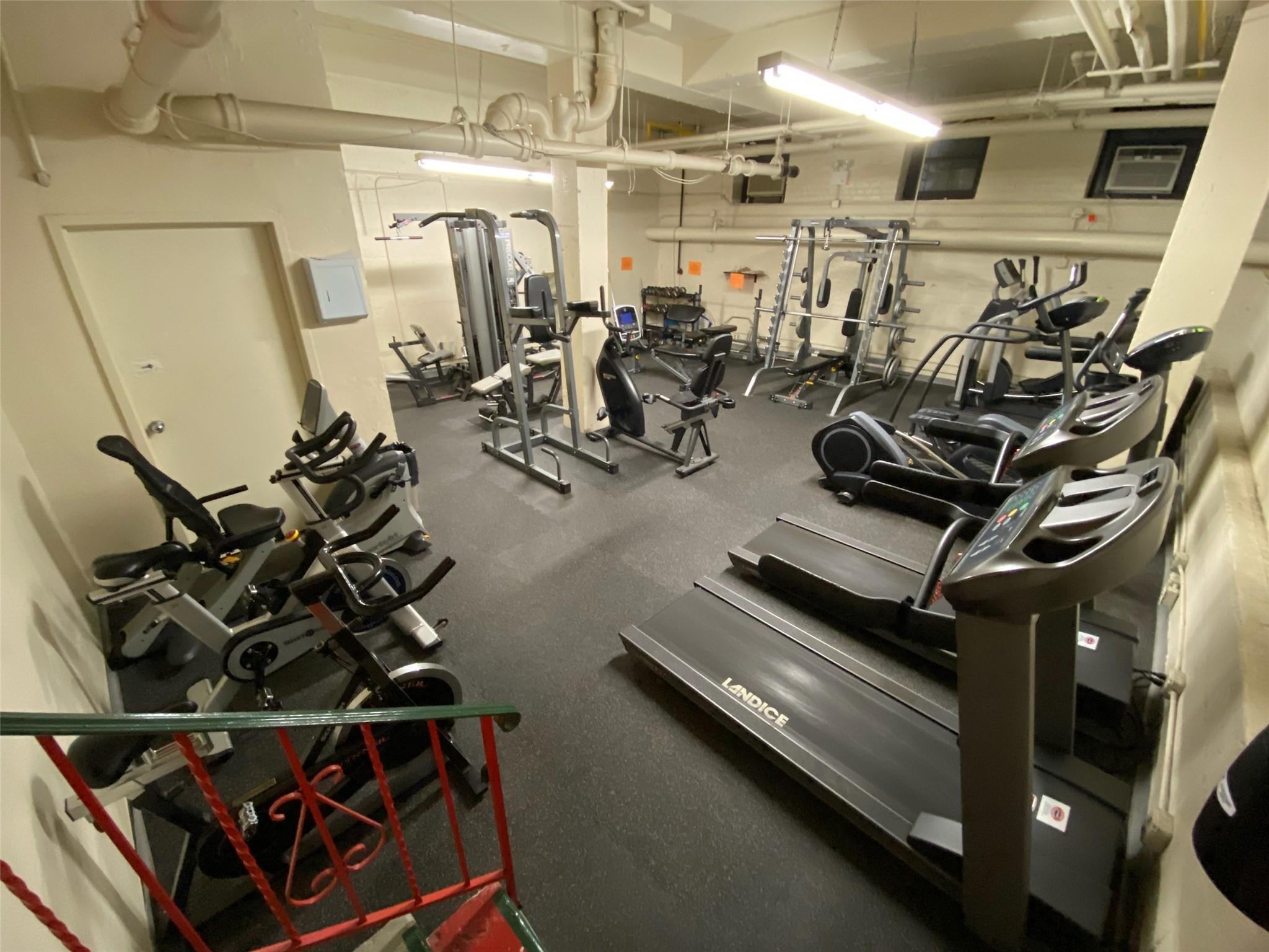 Coop 32  Queens, NY 11369, MLS-827710-4