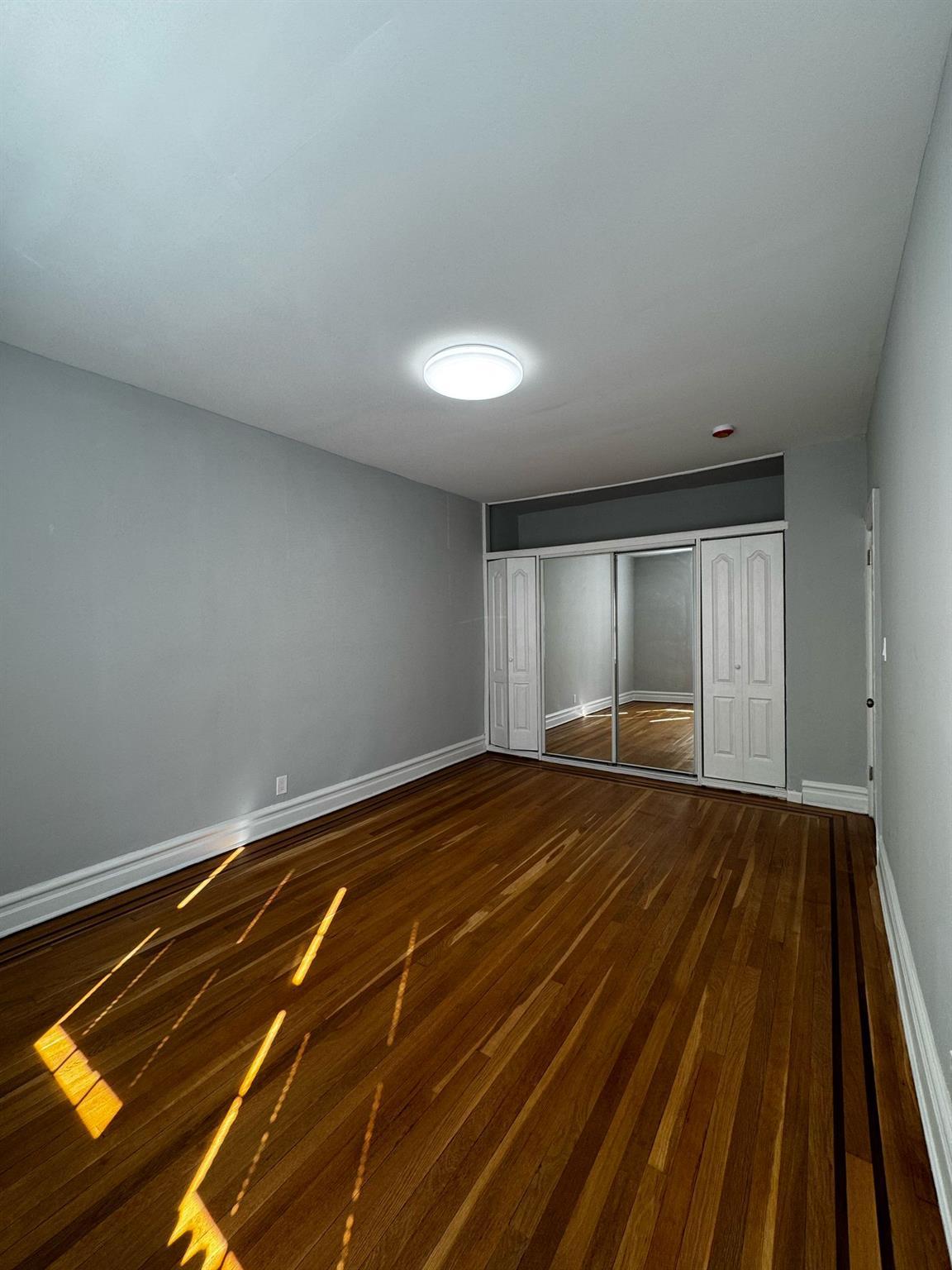 Single Family Vanderveer  Queens, NY 11427, MLS-827724-4