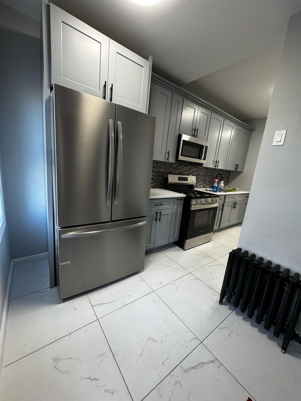 Single Family Vanderveer  Queens, NY 11427, MLS-827724-7
