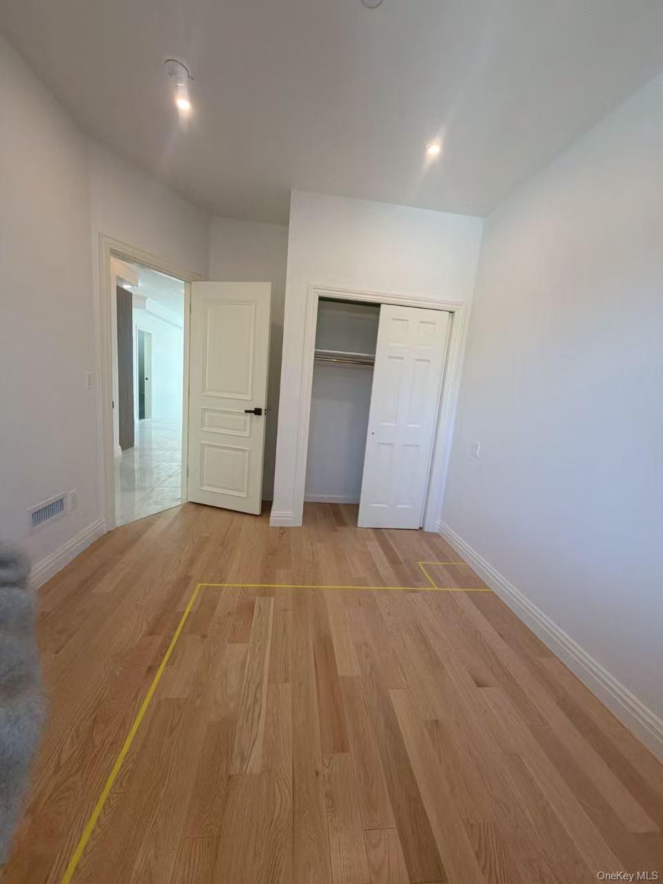 Single Family 166  Queens, NY 11354, MLS-827760-10