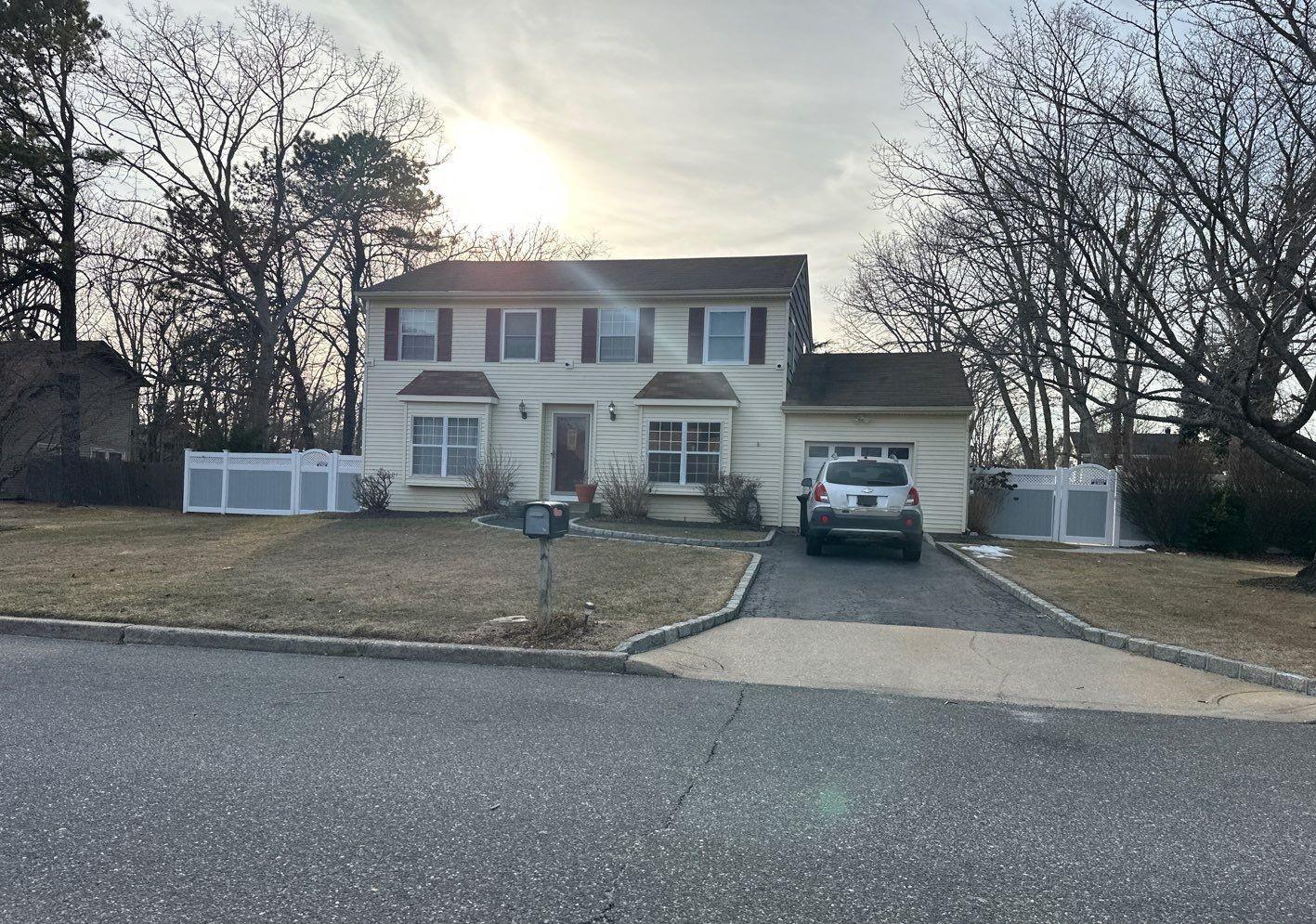 Single Family Gabon  Suffolk County, NY 11727, MLS-827780-3