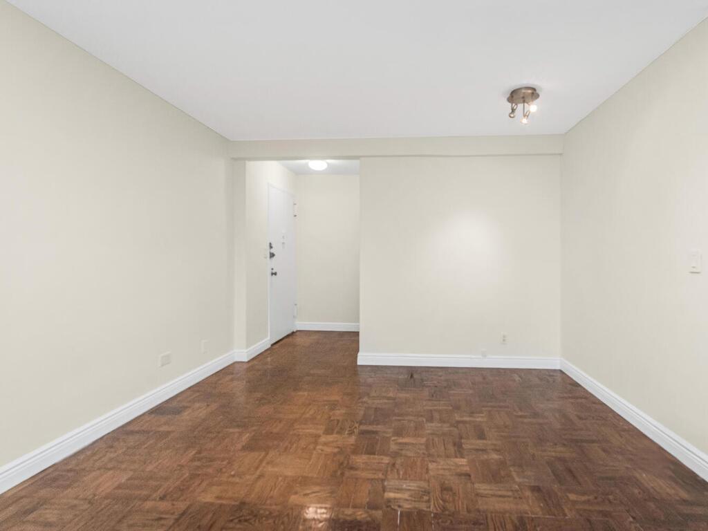 Coop Independence  Bronx, NY 10463, MLS-827916-15