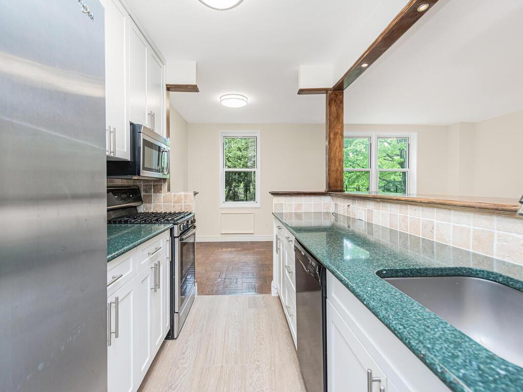 Coop Independence  Bronx, NY 10463, MLS-827916-6