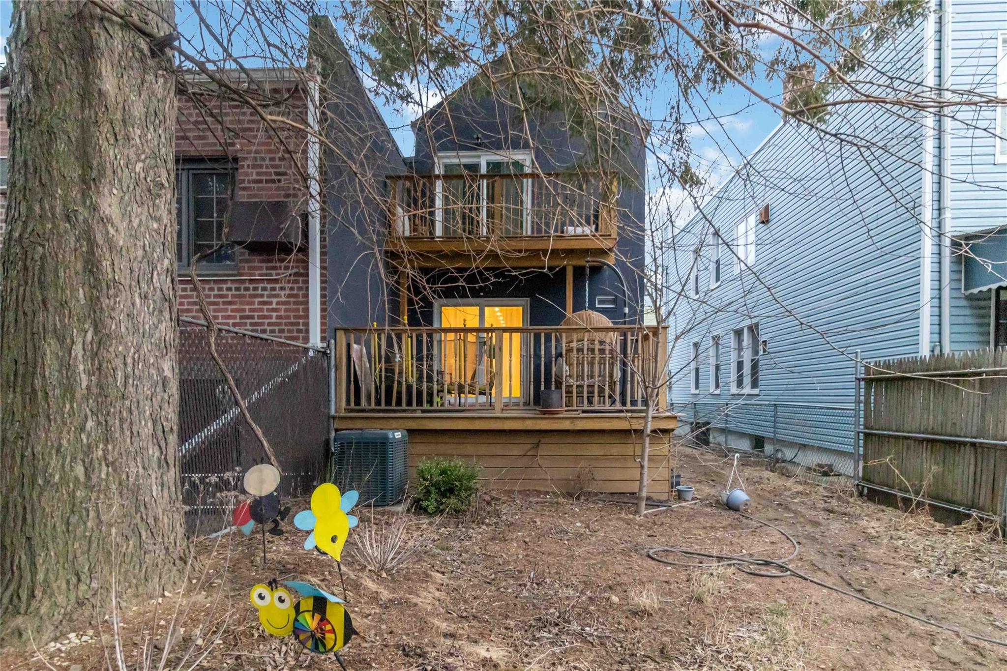 Single Family 78th  Queens, NY 11385, MLS-827976-31