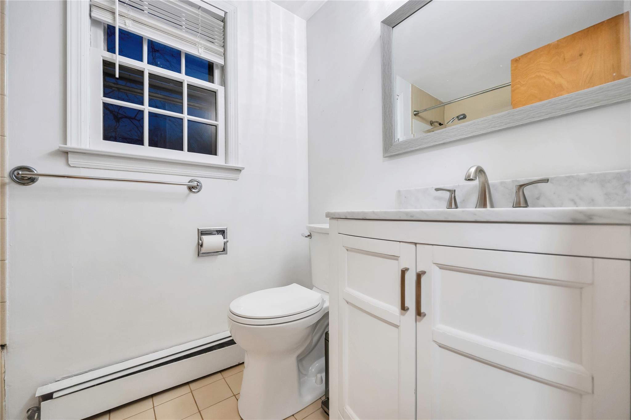 Single Family Wheeler  Suffolk County, NY 11788, MLS-827985-43