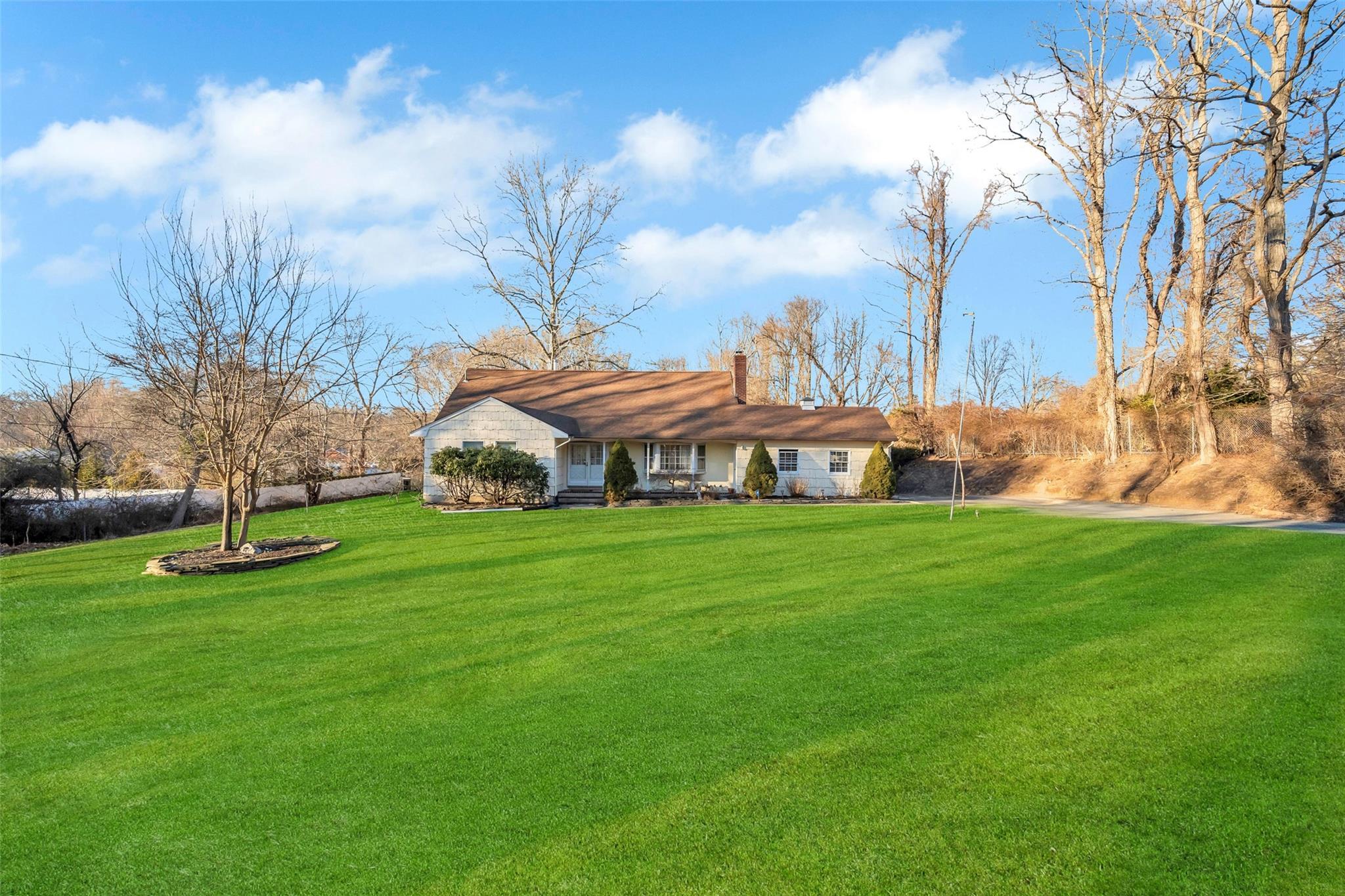 Single Family Wheeler  Suffolk County, NY 11788, MLS-827985-6