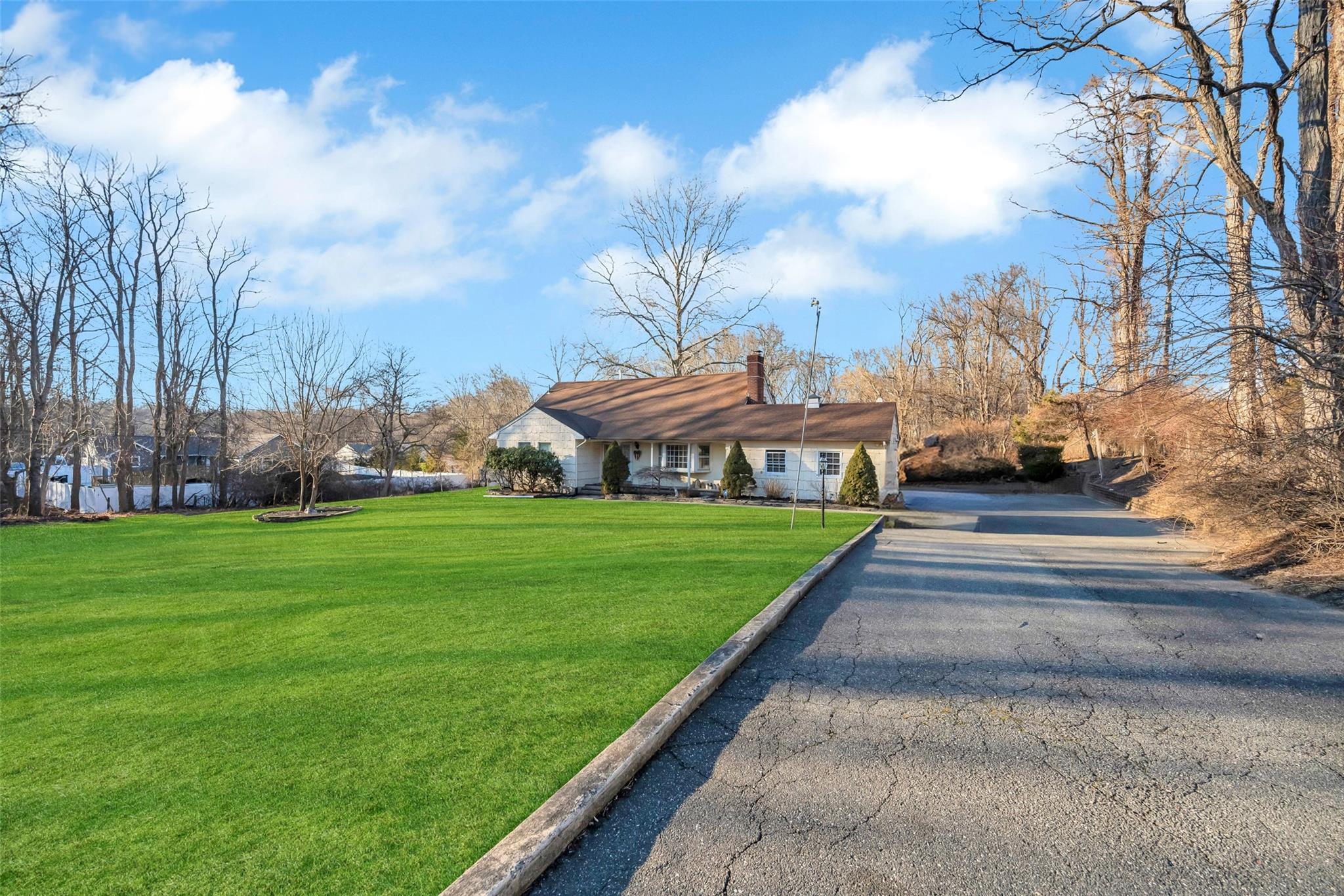 Single Family Wheeler  Suffolk County, NY 11788, MLS-827985-7