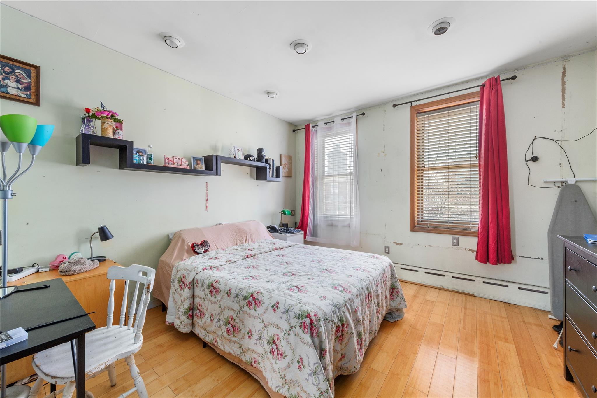 Single Family 165th  Queens, NY 11365, MLS-828014-7