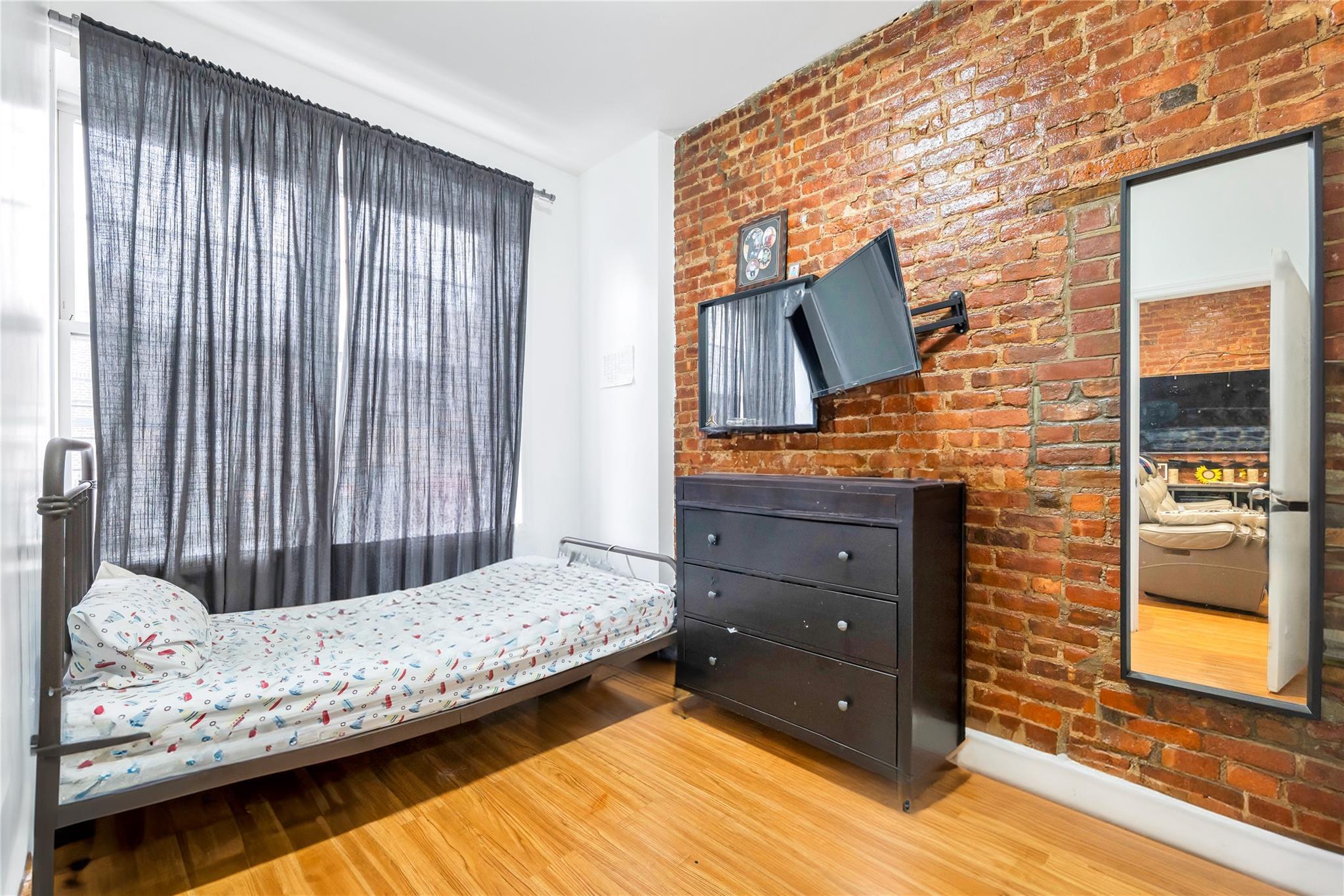 Single Family 43rd Ave  Queens, NY 11373, MLS-828043-14