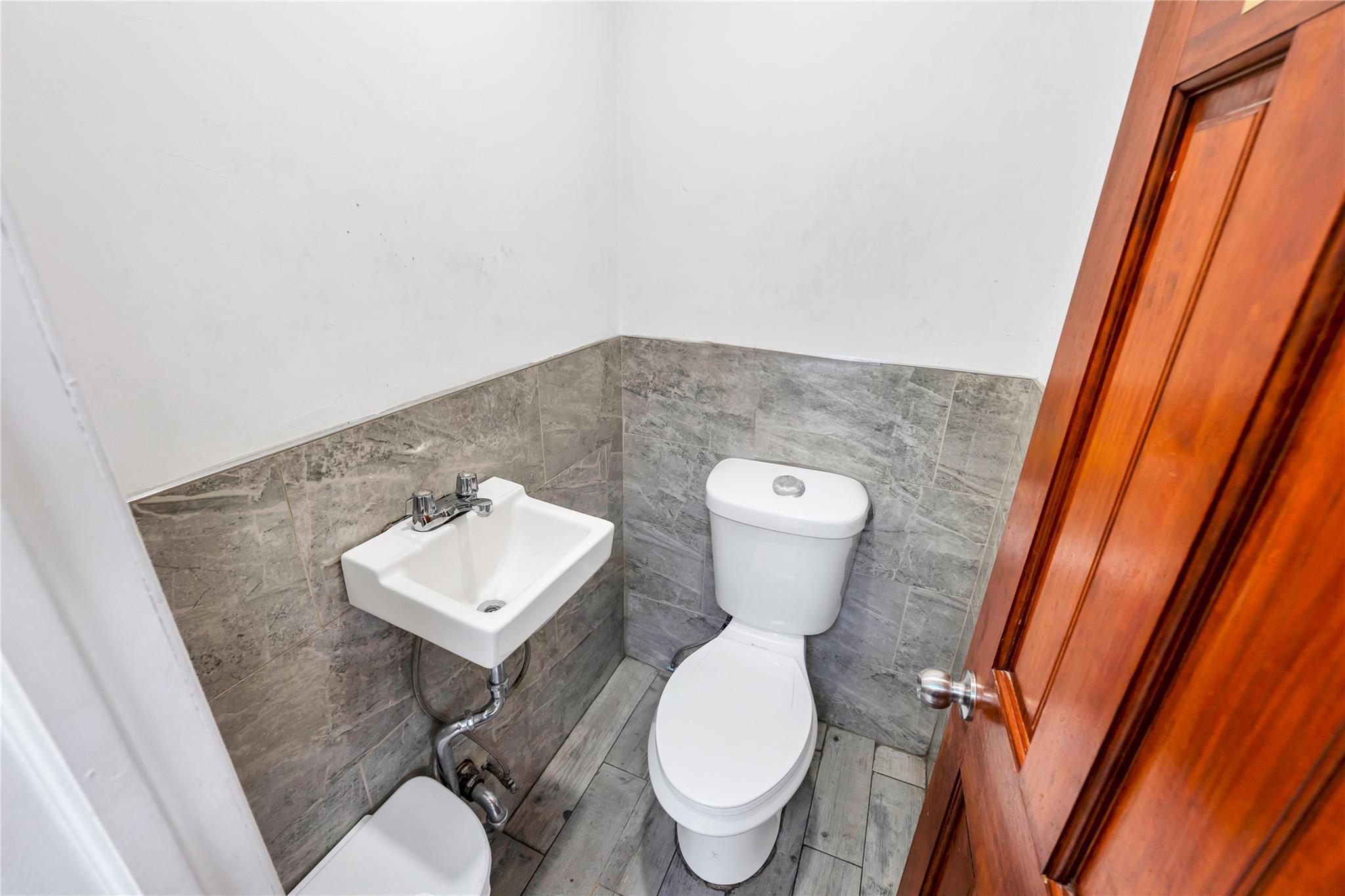 Single Family 43rd Ave  Queens, NY 11373, MLS-828043-4