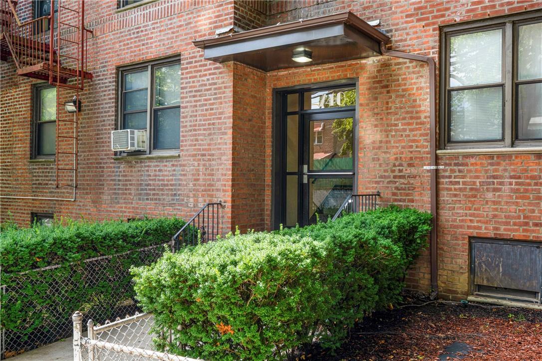Coop 232nd  Bronx, NY 10466, MLS-828052-17