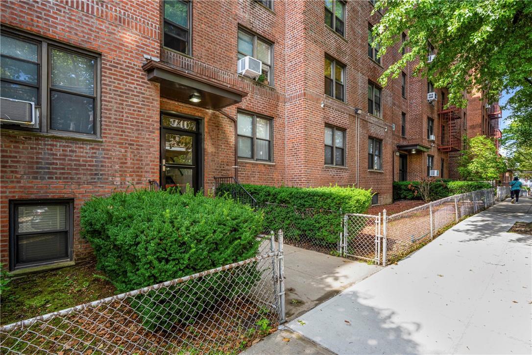 Coop 232nd  Bronx, NY 10466, MLS-828052-18