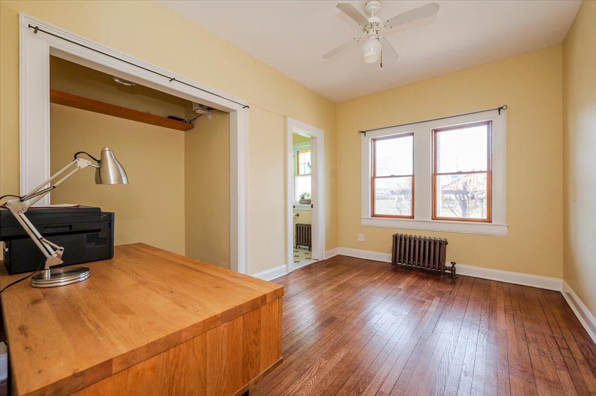 Single Family Laurelton  Nassau County, NY 11561, MLS-828065-15
