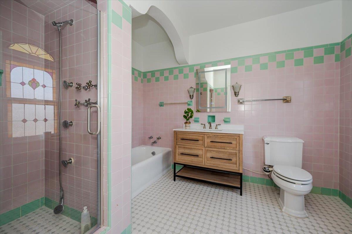 Single Family Laurelton  Nassau County, NY 11561, MLS-828065-19