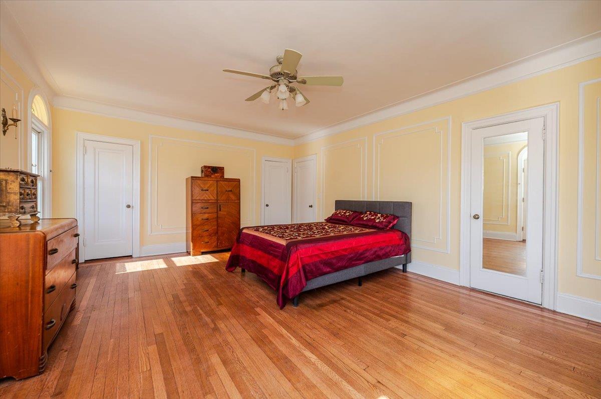 Single Family Laurelton  Nassau County, NY 11561, MLS-828065-20