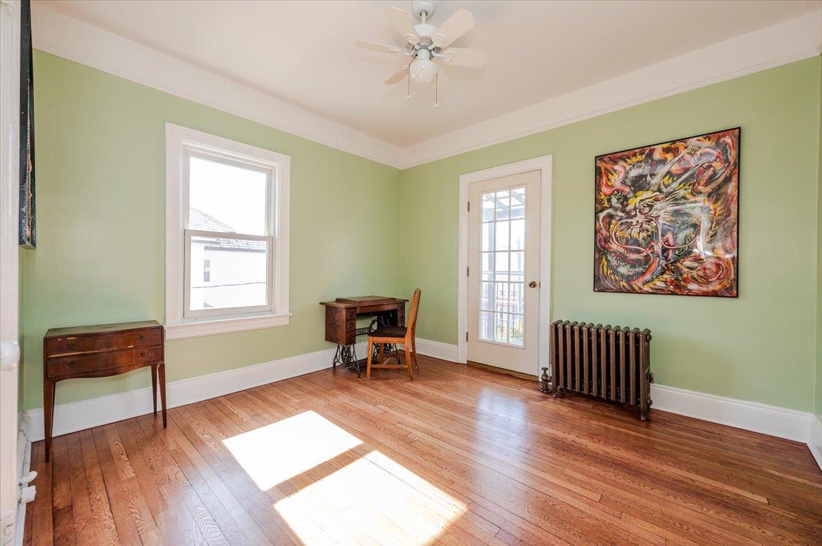 Single Family Laurelton  Nassau County, NY 11561, MLS-828065-25