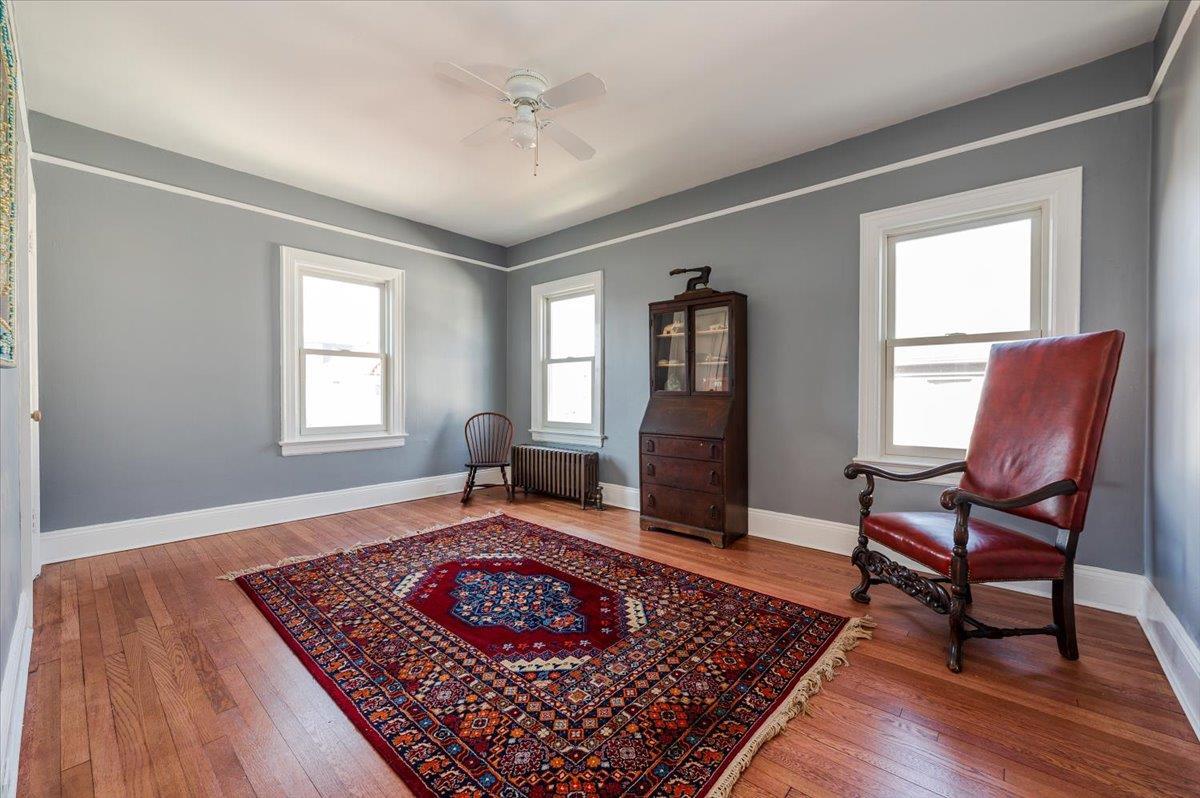 Single Family Laurelton  Nassau County, NY 11561, MLS-828065-28