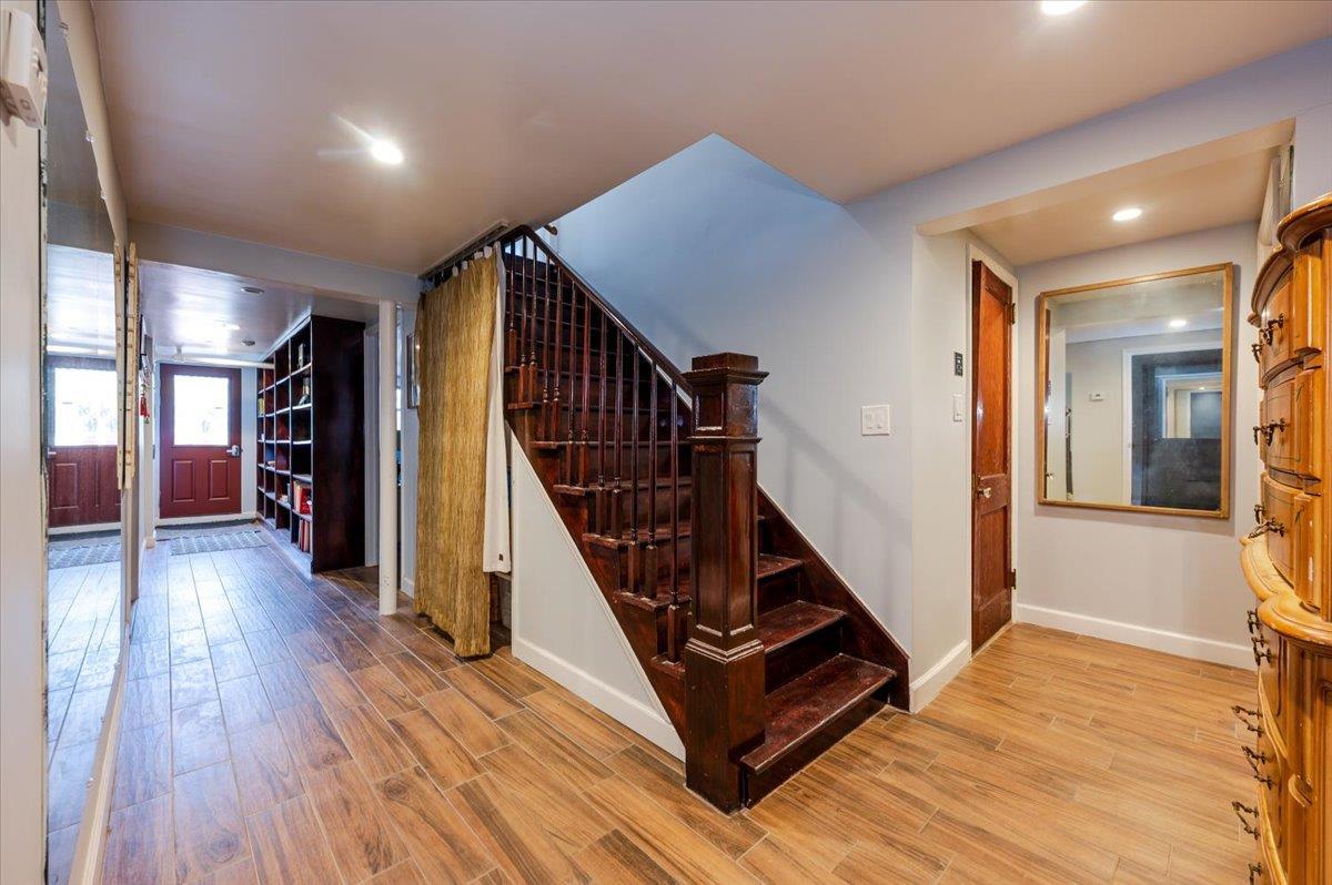 Single Family Laurelton  Nassau County, NY 11561, MLS-828065-30