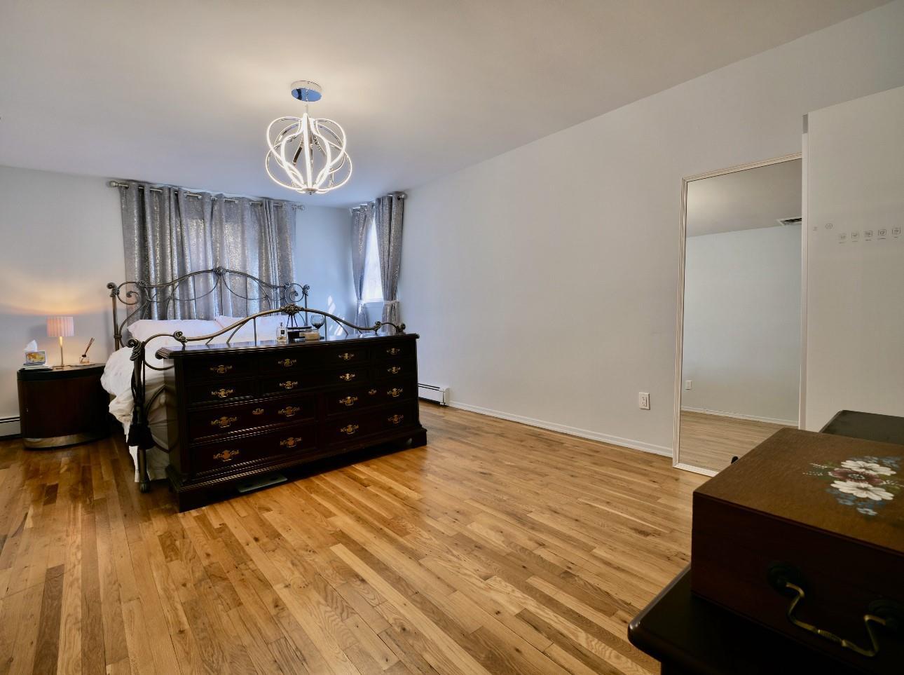 Single Family Berry Hill  Nassau County, NY 11791, MLS-828116-4