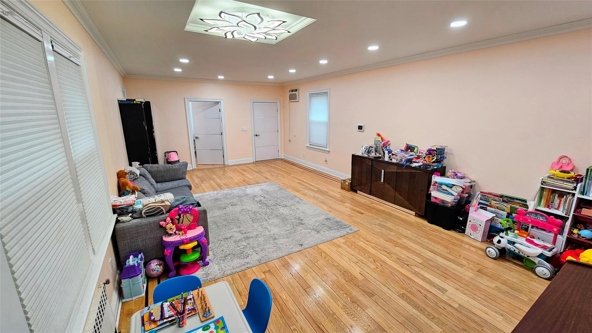 Single Family 32  Brooklyn, NY 11210, MLS-828140-12