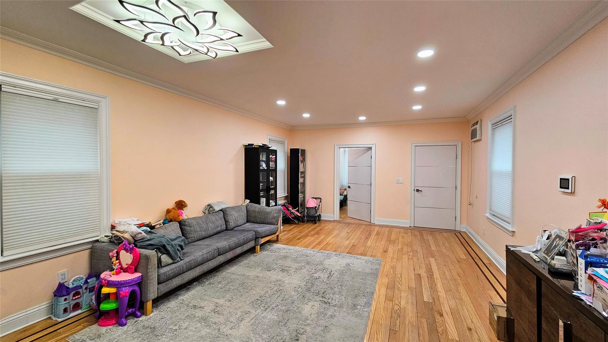Single Family 32  Brooklyn, NY 11210, MLS-828140-13