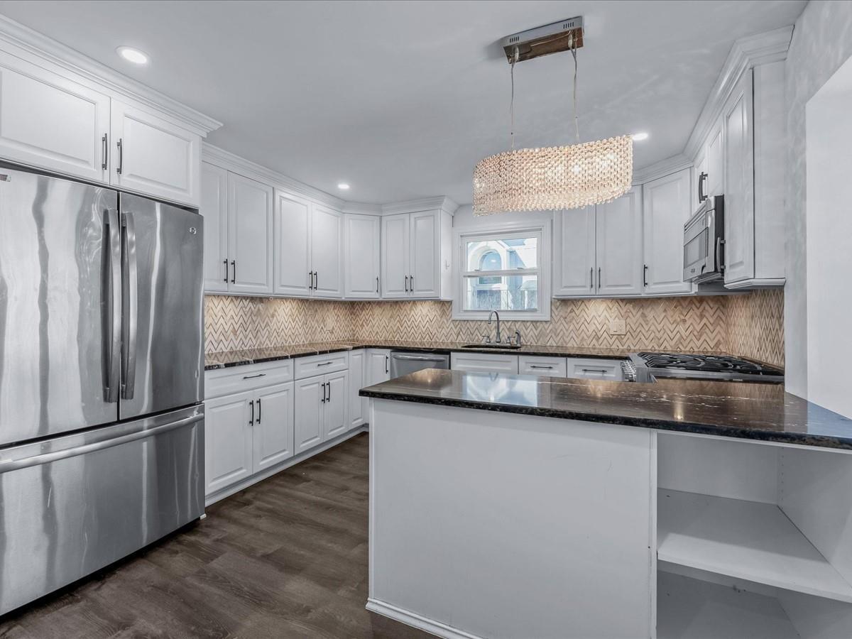 Single Family Franklin  Nassau County, NY 11557, MLS-828168-12