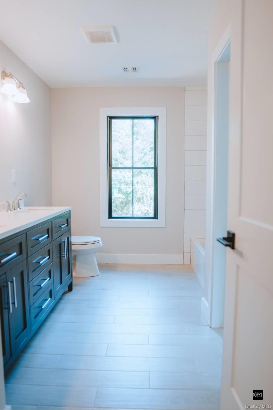 Single Family Jersey Suffolk County, NY 11764, MLS-828173-33