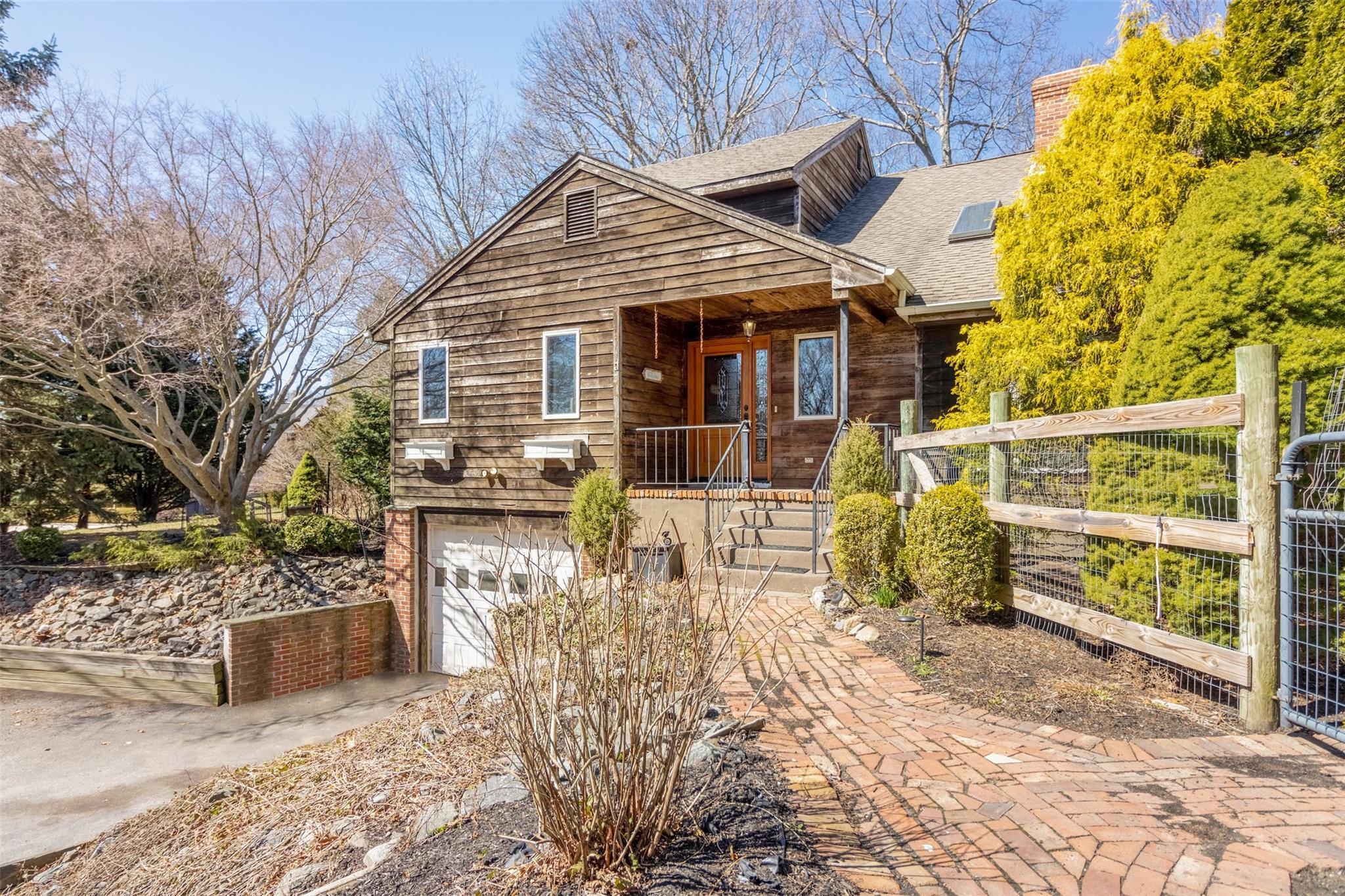 Single Family Hillcrest  Suffolk County, NY 11957, MLS-828186-2