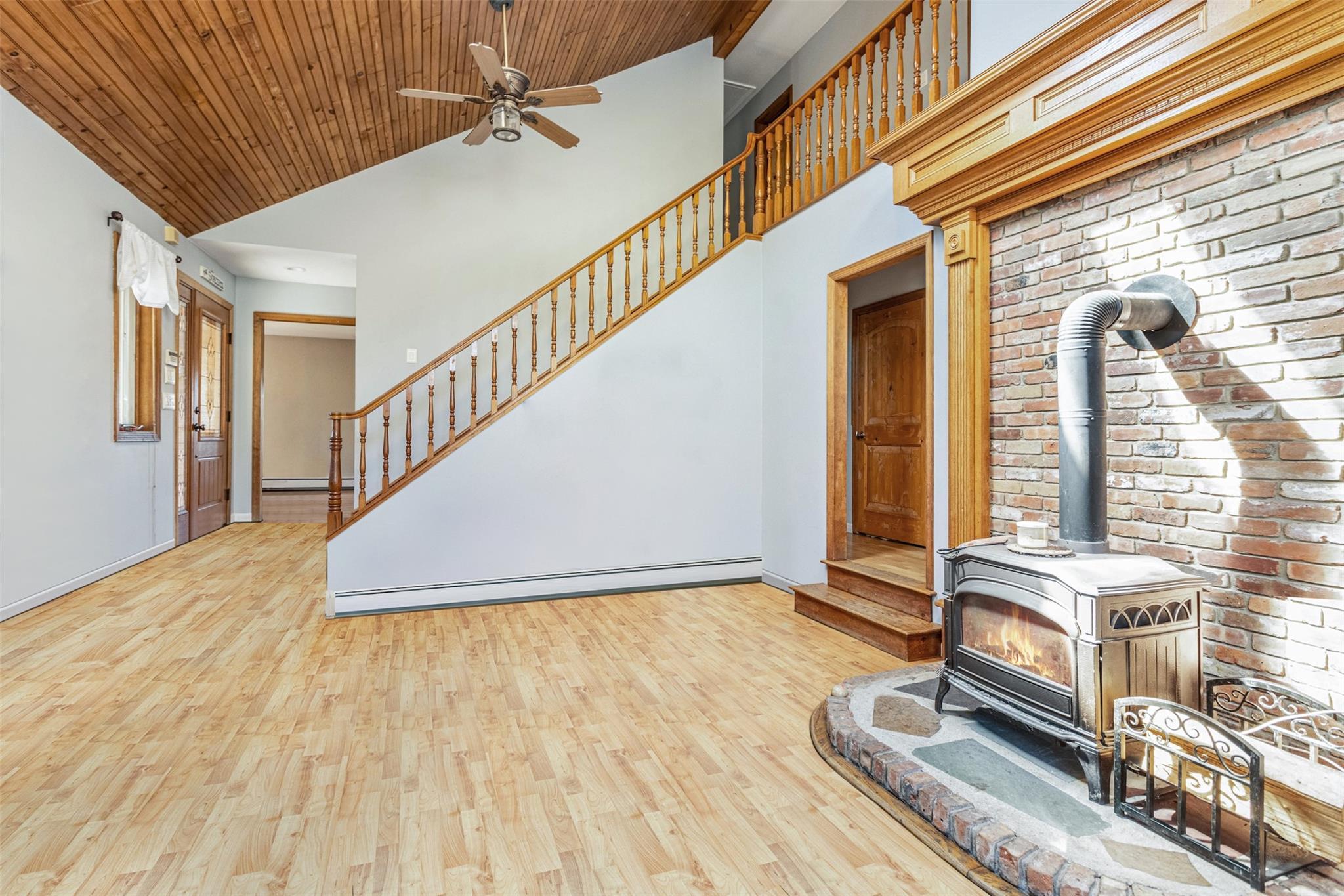 Single Family Hillcrest  Suffolk County, NY 11957, MLS-828186-3