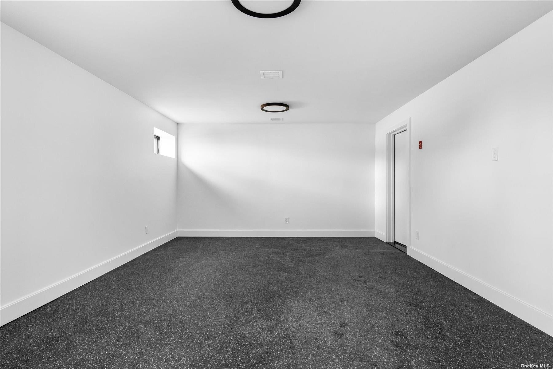 Single Family Windward  Suffolk County, NY 11957, MLS-828203-20