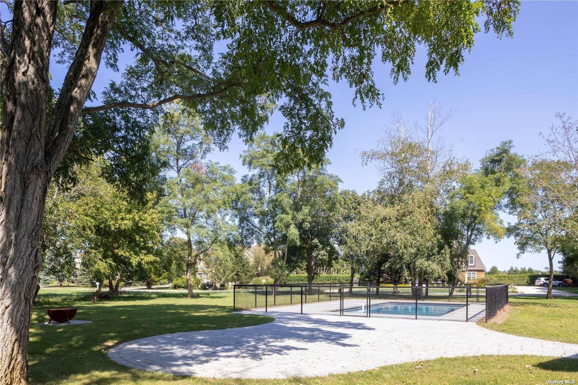 Single Family Windward  Suffolk County, NY 11957, MLS-828203-31